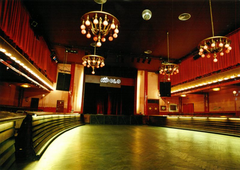 Sala-Apolo